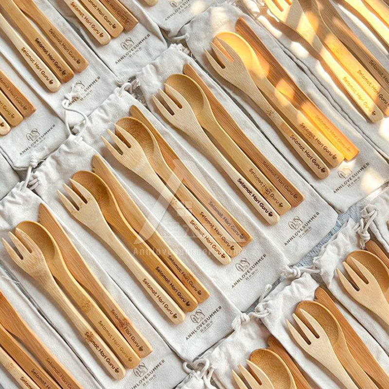 【𝗔𝗦𝗛】Personalized Utensils Bamboo Cutlery Set with Linen Storage Bag Spoon/Fork/Knife 3PCS/SET
