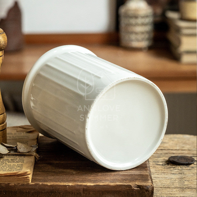 Minimalist Kitchen Utensil Holder
