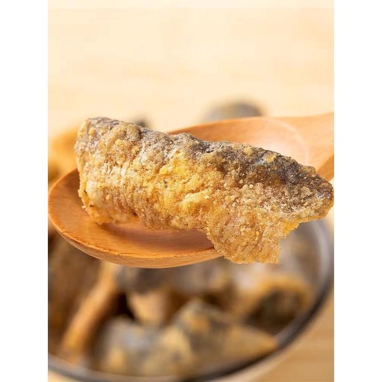 【𝗔𝗦𝗛】【Ready Stock ❗️现货】巨鲸牌 咸蛋鱼皮🥚 芝士咸蛋鱼皮 🧀 Whale Brand Salted Egg Crispy Fish Skin Kulit Ikan Telur
