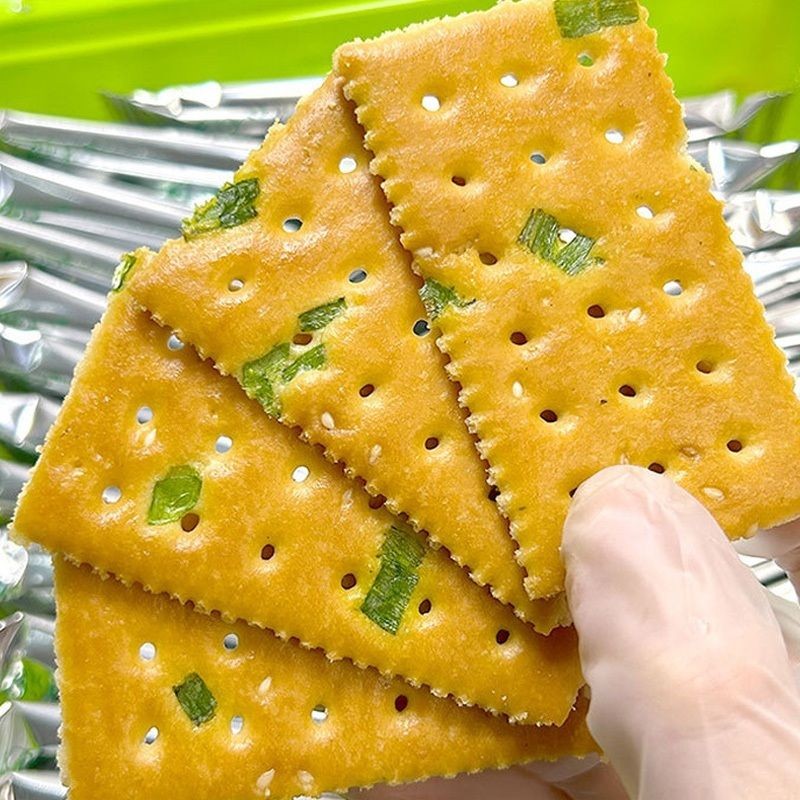【𝗔𝗦𝗛】Boxiang Scallion Thin Crispy Biscuits 318g Boxed Casual Biscuits Onion Flavor 香葱薄脆饼干