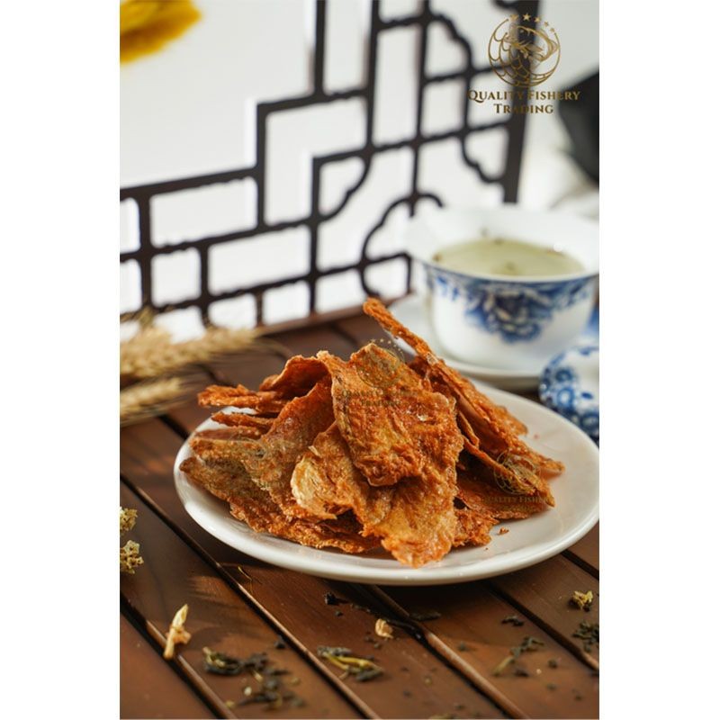 【𝗔𝗦𝗛】沙爹鱼条 (80克) 邦咯岛脆皮鱼肉沙爹零食 芝麻鱼肉沙爹 Whale Brand